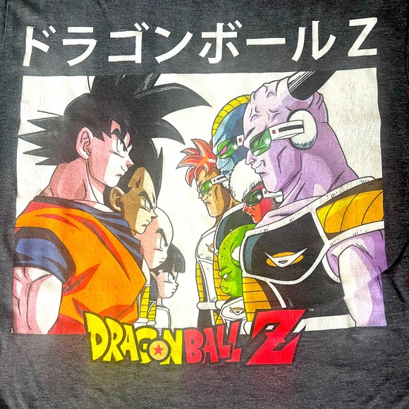 Small Grey Dragonball Z Standoff T-shirt - Picture 1 of 3